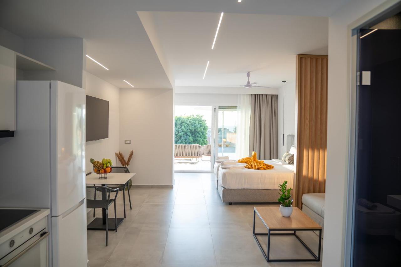 Thimios Suites Adults Only 阿查拉维 外观 照片